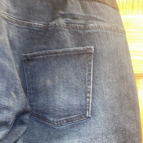 Kimi + Kai Maternity Straight Leg Denim Jeans - Picture 9 of 9